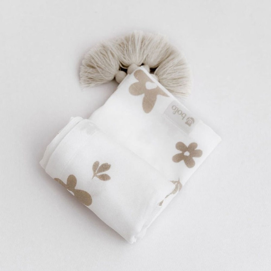 Bed Time Bolo | Bolo Bamboo Swaddle Blanket - Beige Flowers